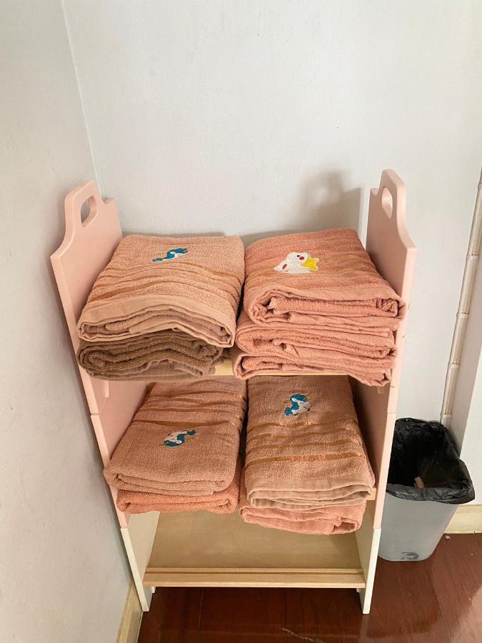 Sura Hostel Bangkok Near Mrt Phra Ram 9 外观 照片