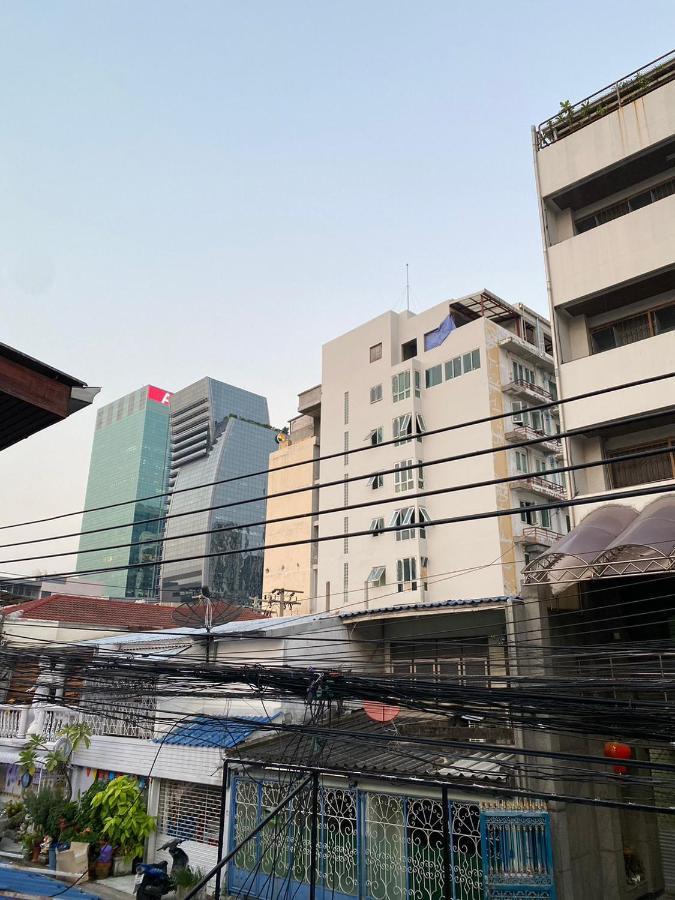Sura Hostel Bangkok Near Mrt Phra Ram 9 外观 照片