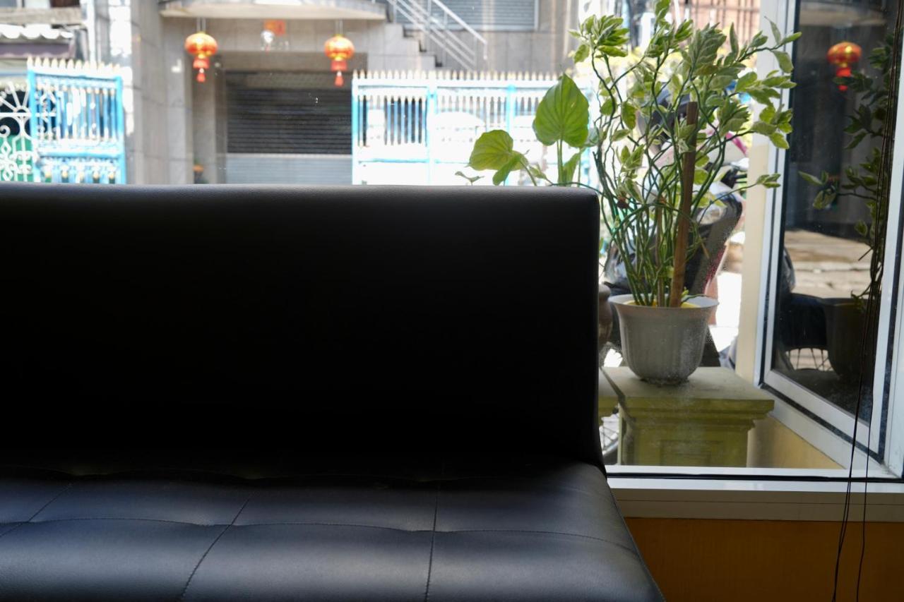 Sura Hostel Bangkok Near Mrt Phra Ram 9 外观 照片